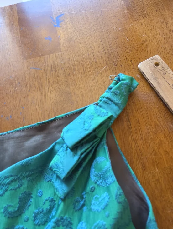 Vintage 1950s RAPPI Emerald Green Floral Brocade Gown - Rare 25" Wasp Waist - Picture 14 of 16